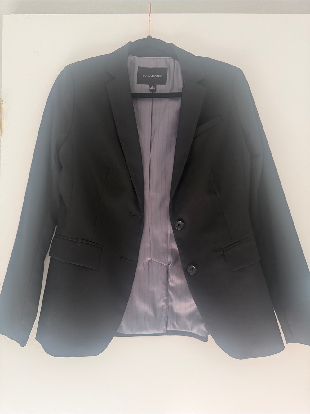 Banana Republic Black Women's Tailored Blazer with Light Gray Lining